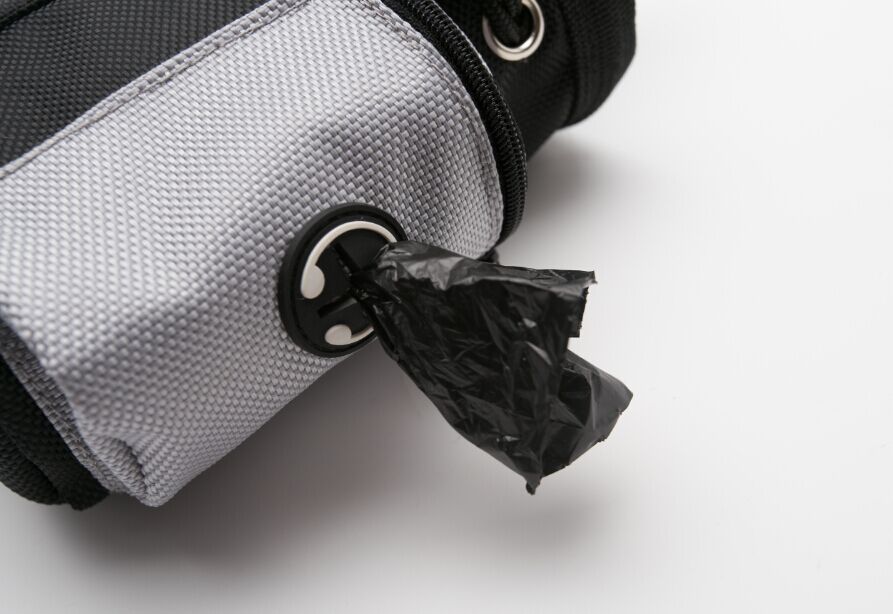 Pochette d’Entraînement pour Chien – Friandises, Croquettes & Jouets | Avec Distributeur de Sacs à Crottes Intégré