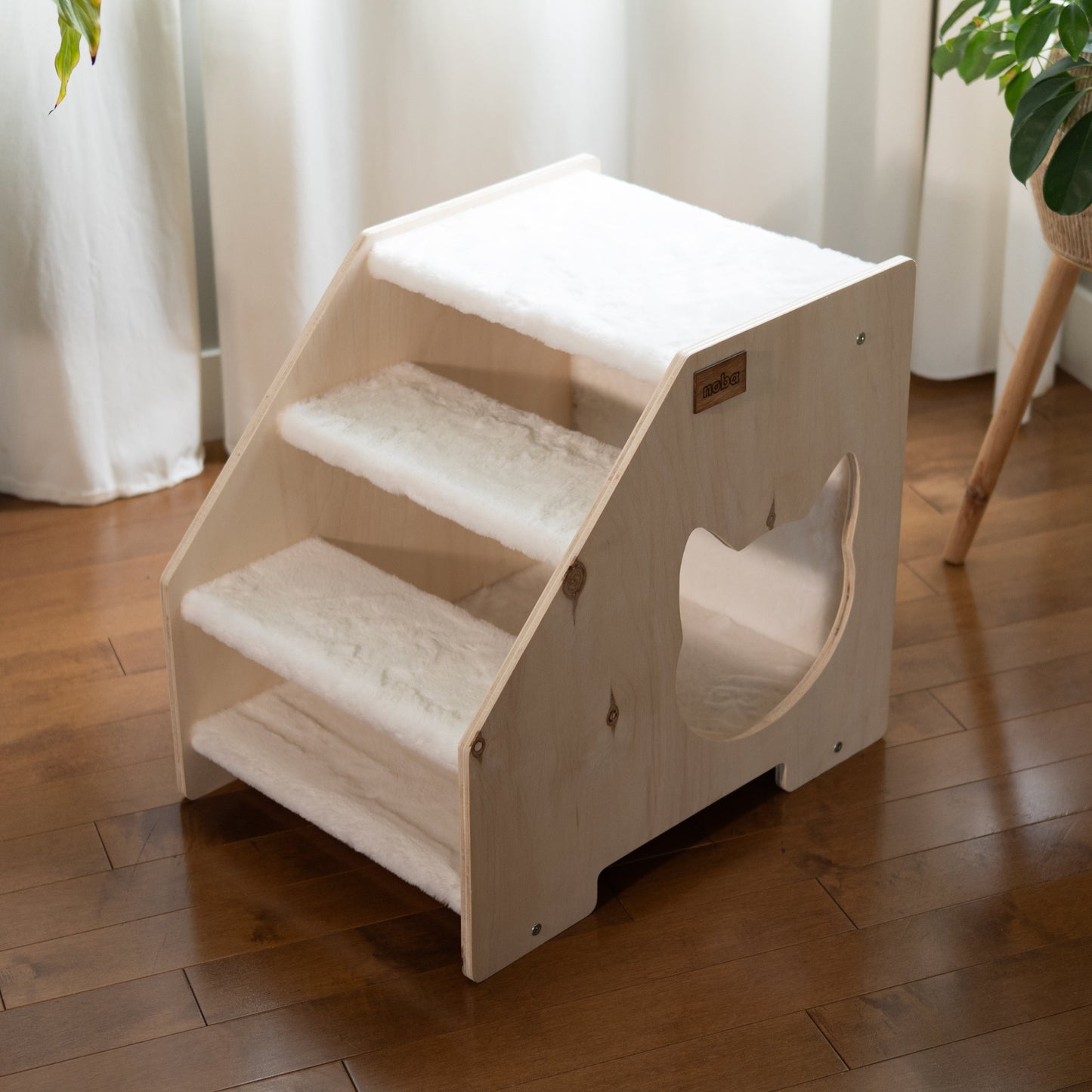 Cachette Escalier – Confort et Jeu pour Chats et Petits Chiens